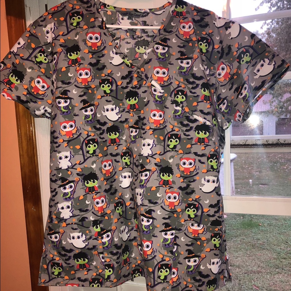 Scrub top